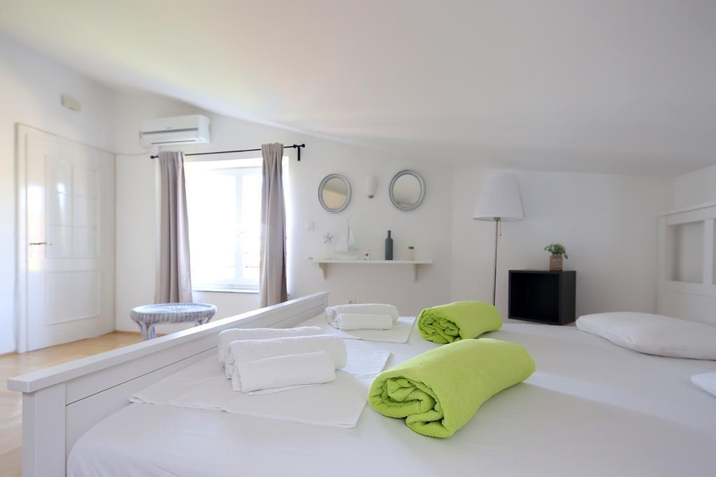 Apartments Papalinna Malinska Bagian luar foto